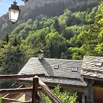 Alpehytte Chaleureux A Champagny-en-vanoise Avec Jacuzzi *
