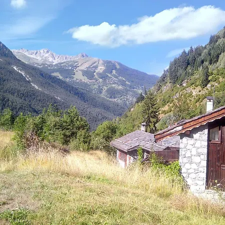 De 3 Avec Jardin Amenage Et Wifi A Champagny En Vanoise A 1 Km Des Pistes