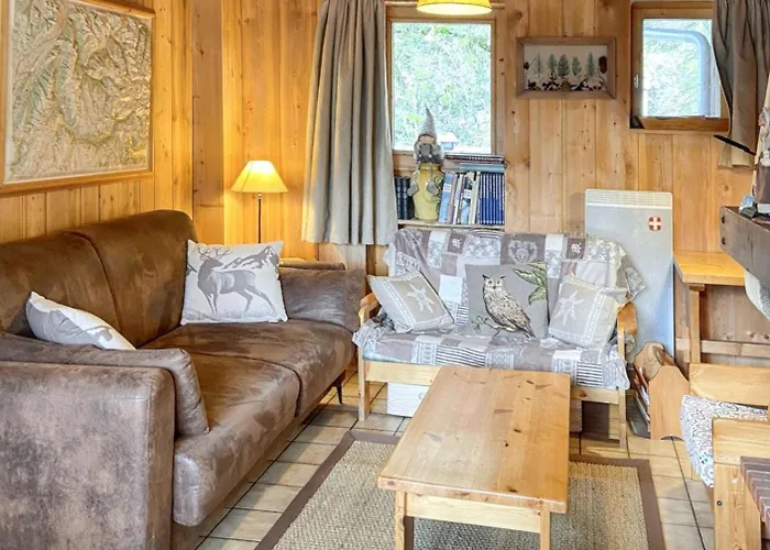 Chaleureux A Champagny-en-vanoise Avec Jacuzzi Chalet