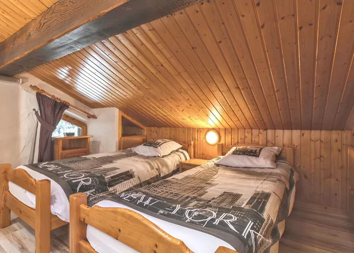 Chalet Chaleureux A Champagny-en-vanoise Avec Jacuzzi *